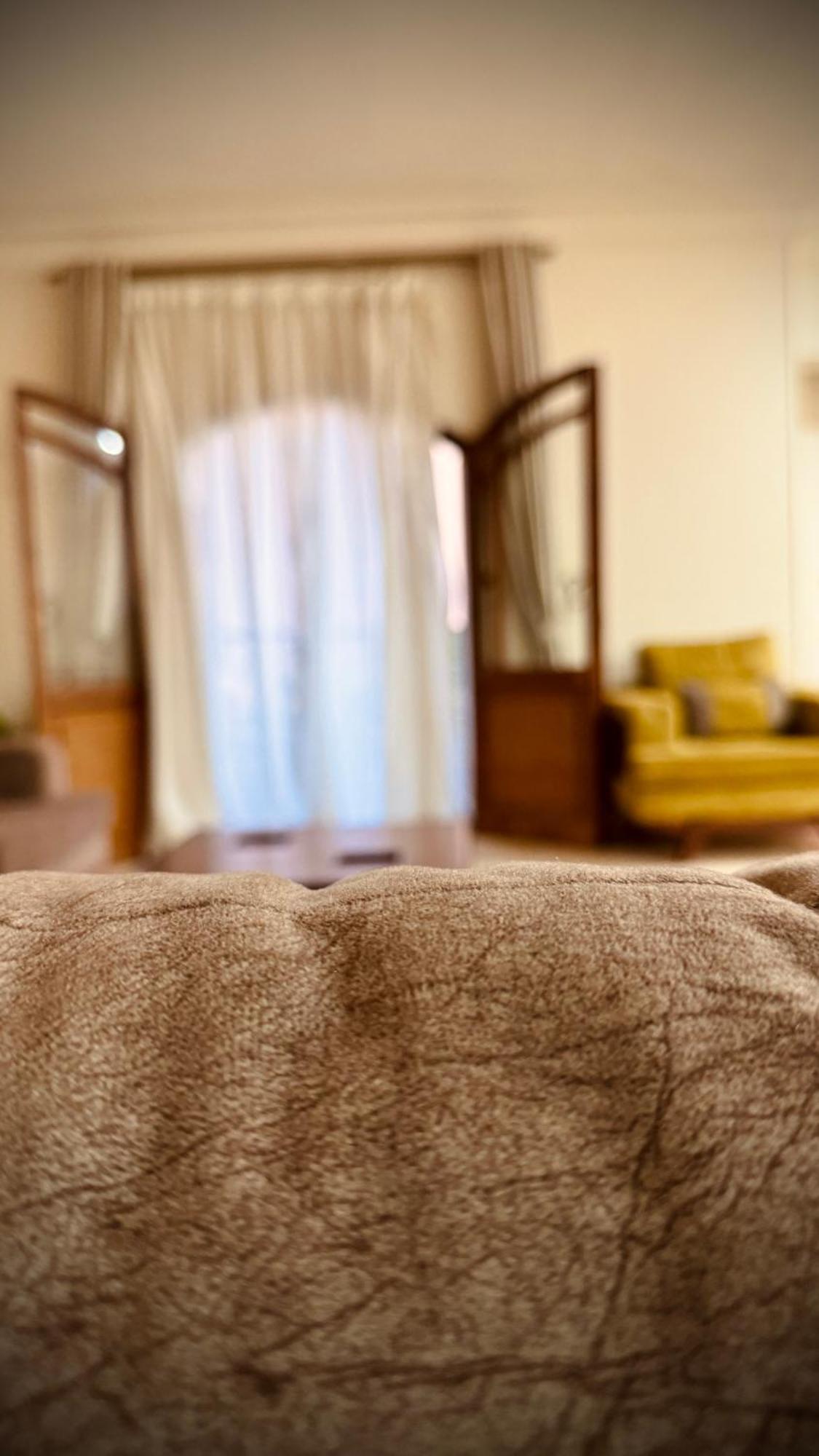 Elegant 3 In Private In New Apartment *