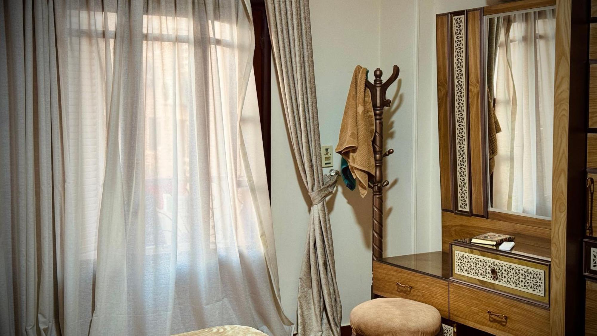 Elegant 3 In Private In New *