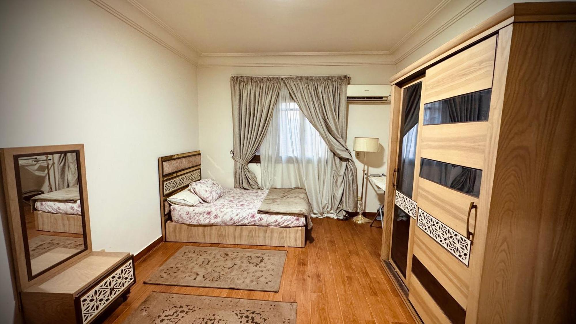 Apartment Elegant 3 In Private In New