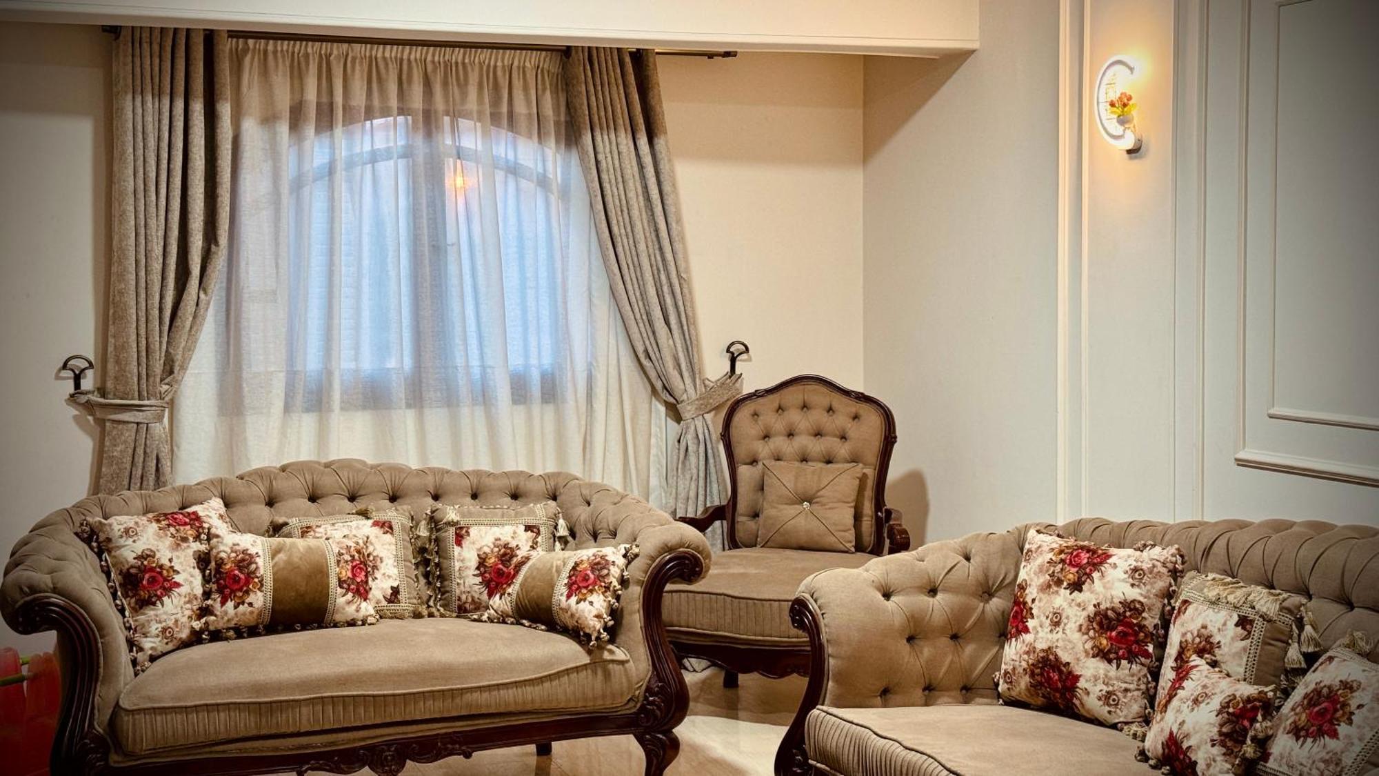 Apartment Elegant 3 In Private In New Cairo